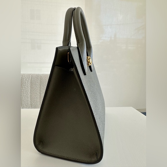 Salvatore Ferragamo Studio Box bag NEW - Picture 16 of 16